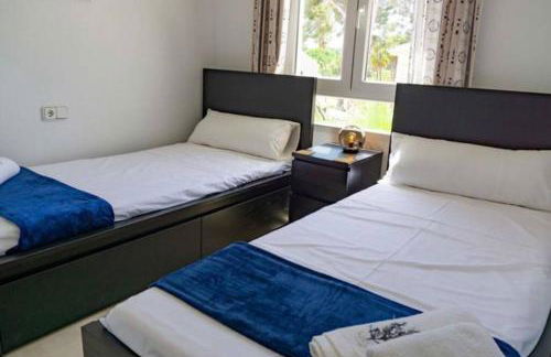 Stunning Penthouse Apartment in Villamartin with Communal Pool - Foto 19