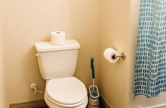 2 Bedroom Villa, Dog Park, Lake, WiFi, Laundry , Pool - Photo 22