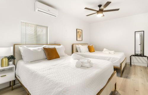 Spacious 5 Bedroom House with Heated Pool and Jacuzzi - Foto 24