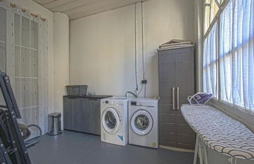 Charming Coastal Hideaway - Foto 39