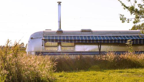 Luxury Airstream Getaway with Sauna and Hot Tub - Foto 2