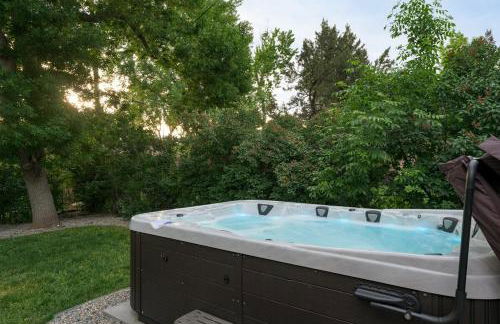 Huge Hot Tub, Theater Room, Family Friendly Oasis - Foto 34