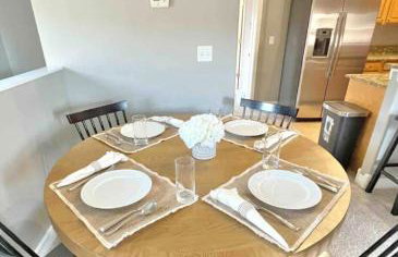 Private Stylish Townhome near ISU & Hospital - Foto 3