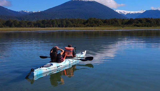 Remando hacia la isla de los Ciervos