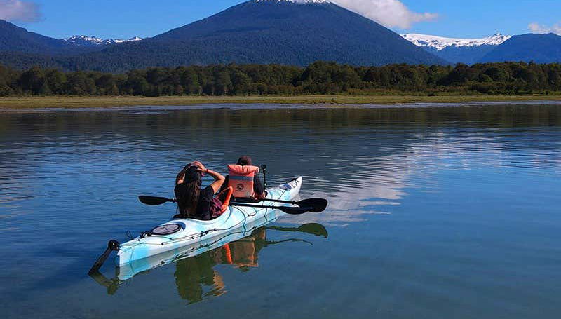 Remando hacia la isla de los Ciervos