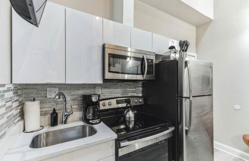 Large Bi-Level 2BR Loft in Old City that Sleeps 8 - Foto 5