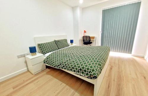 FlexiLux Stays - Luxury Brand New Apt L1B233 - Foto 2