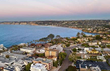 Grand Retreat Rooftop Bliss and Ocean Views - Foto 29