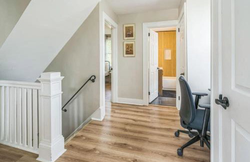 Where Classic Charm Meets Modern Serenity - Foto 26