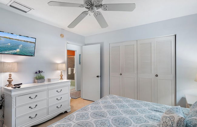 Serenity On Sutton 2 Bedroom Townhouse by RedAwning - Foto 3