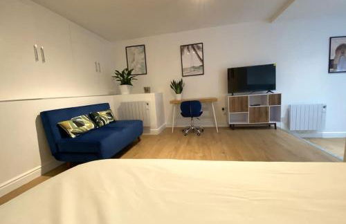 Redhill Town Centre Garden Flat - Foto 12