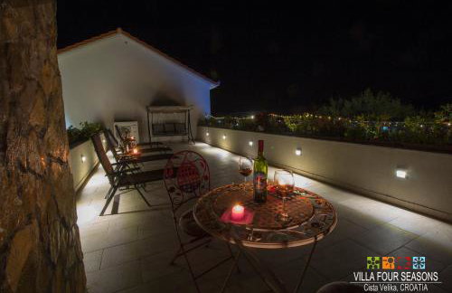 Villa Four Seasons, heated pool and 3 en-suite bathrooms - Foto 10