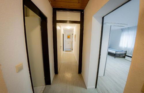 Yello Homes - großes Apartment - Am Waldrand, 15 min bis Nürnberg Messe, für 8 Personen, 2 WC's - Foto 37
