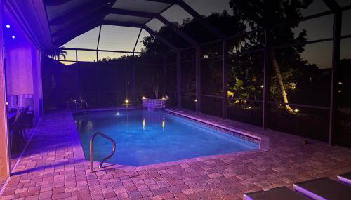 Spacious Naples Lakefront Pool Home Minutes from Downtown! - Foto 4