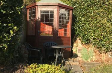 Martha's Cottage - Foto 19