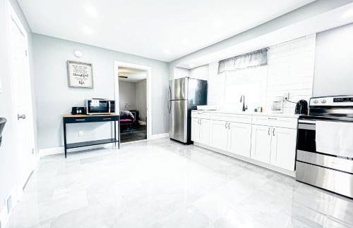 2 Homes, 1 Stay-7BR Niagara Falls Compound - Foto 31