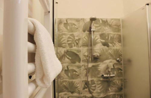 [Fronte lago]ResidenceGarden, moderno appartamento - Foto 8