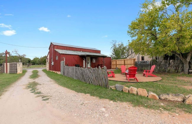 Gorgeous Barn Cabin 10min From Main St! - Foto 36