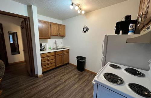 Apartment E - Rental Unit in Tomah - Photo 3