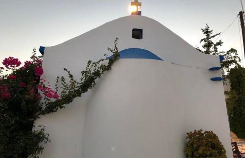 Maroussa s guesthouse - Photo 26