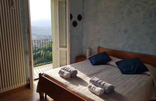 Il Palazzo apartment with a view of the lake and nature - Foto 12