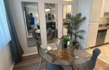 Beverly Hills City Vibe 1 br Apt w Parking 324 - Photo 21