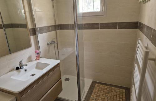 Chalet Catalan proche des pistes - Photo 3