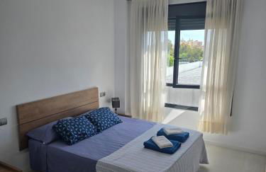 Piscina y Pádel al lado del Mar - Foto 9