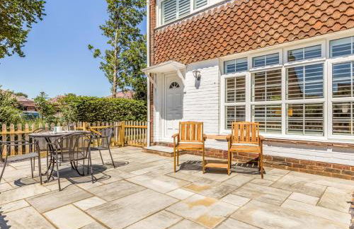 3 bedroom Cottage in the heart of beautiful Bosham - Pass the Keys - Foto 12