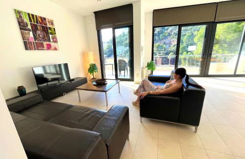 Villa de lujo con vistas al mar y piscina privada - Foto 9