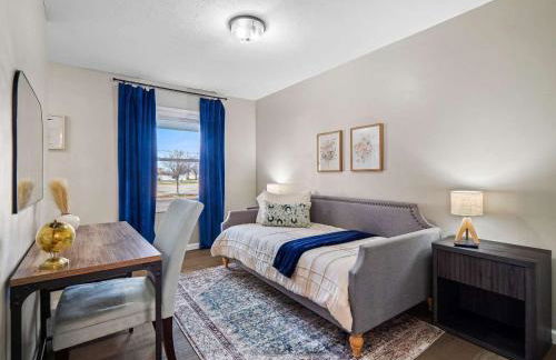 Vermilion Retreat with Game Room, Hot Tub and Across from Community Pool - Foto 19