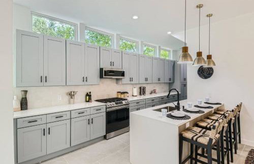 High-End 7 BDRM I Downtown Austin I Pool/Game Room - Foto 13