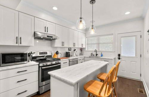 Federal Hill Luxury with Parking & Harbor View Rooftop - Foto 33