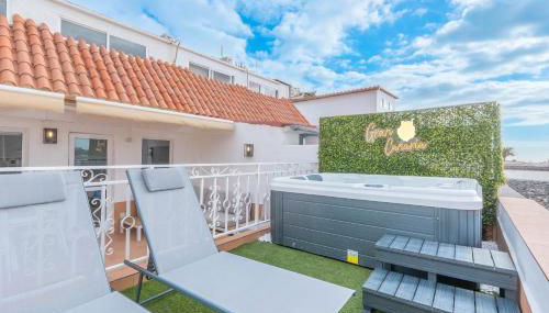 Private Jacuzzi with sea view and pool - Foto 2, Garden, sunbed