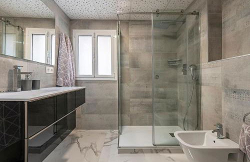 [5 Stelle] Piscina, jacuzzi, WiFi - 2 min dal mare - Foto 11