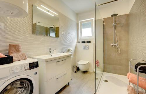 Neue Villa bei Rovinj mit privatem Pool, WLAN, Klima - Foto 26