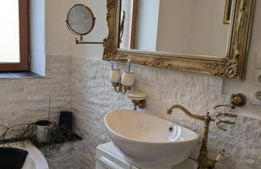 Altes Häusle am Waschbach Anno 1625 Ferienwohnungen und Doppelzimmer - Foto 11