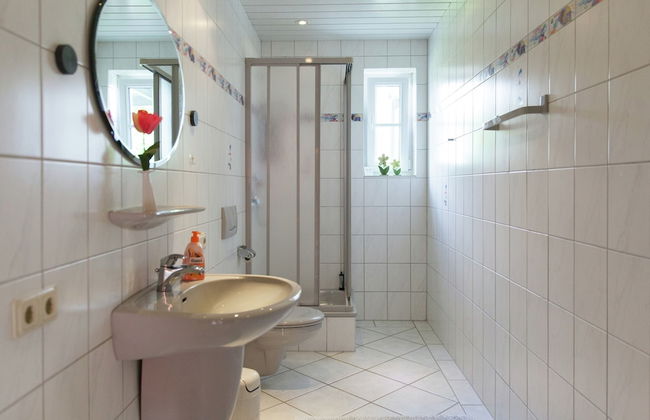 Beautiful Apartment in Morscheid-riedenburg - Photo 11