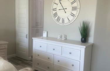 Beautiful New construction home - New Pool & Spa! - Foto 52