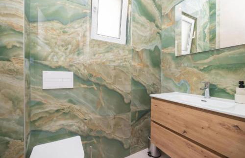 Luxury Villa Navis - Villa - Photo 25