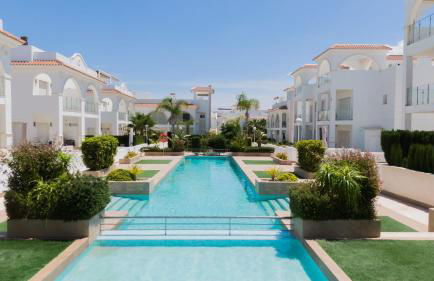 Helgafell Superior Courtyard Suite - Photo 39