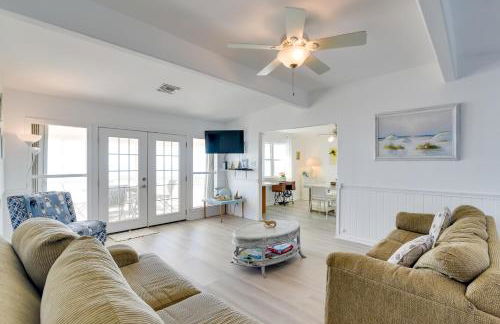 Oceanfront Home with Deck and Views in Galveston! - Foto 3