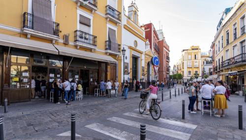 Los Patios de Feria - Luz de Poniente - Photo 2