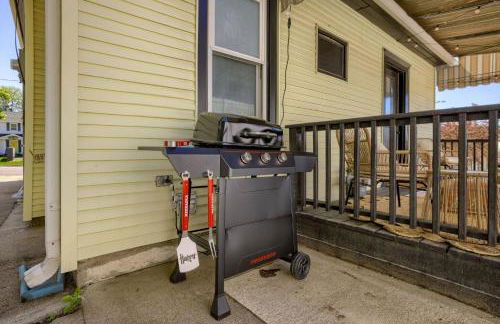 New 5BD Near UNL & DT | Poker Table & Games - Foto 18