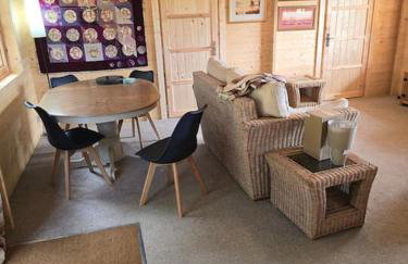 Spruce Cabin - Cabins at Aithernie, East Fife - Foto 10