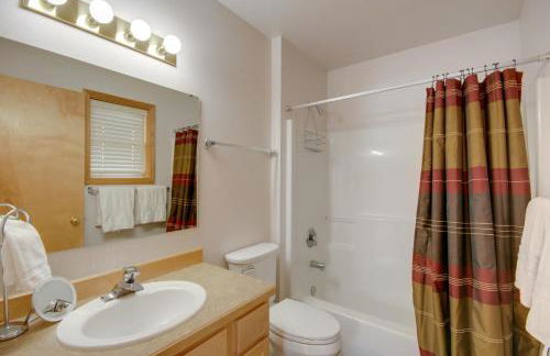 Cedar Creek Condo Free Shuttle to Big Sky Resort! - Foto 17