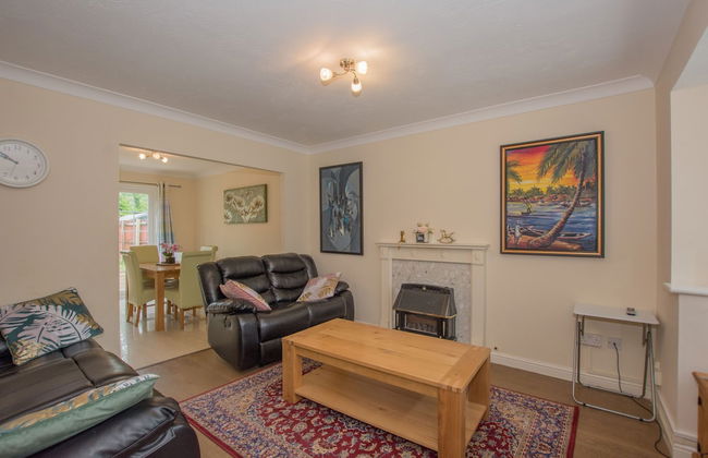 Modern 4 Bedroom Detached House in Cardiff - Foto 18