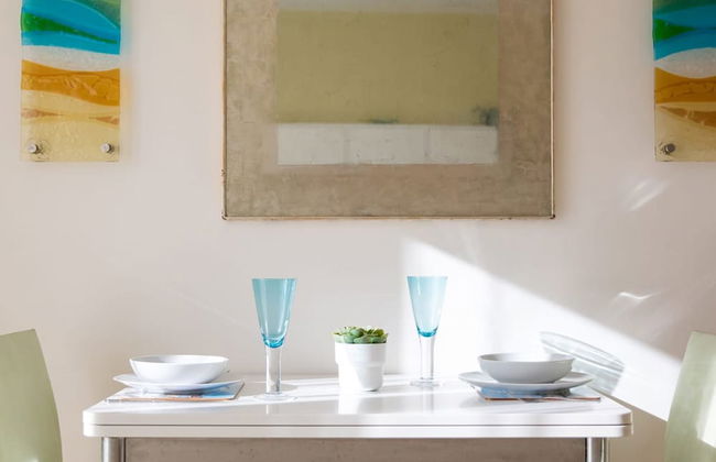 Sunny Modern Nr Beach Village w Parking - Photo 9