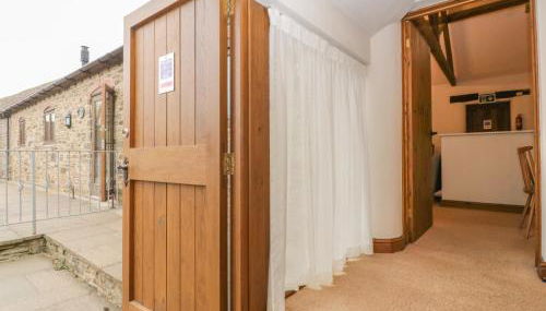 Honeysuckle Cottage - Photo 3