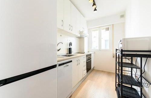 AZA14 - Amplio Piso de 3 dormitorios, 2 baños y terraza, en Chamartín, Madrid - Foto 4